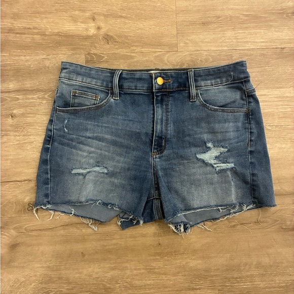 Universal Thread Pants - Universal Thread Blue Distressed Jean Shorts